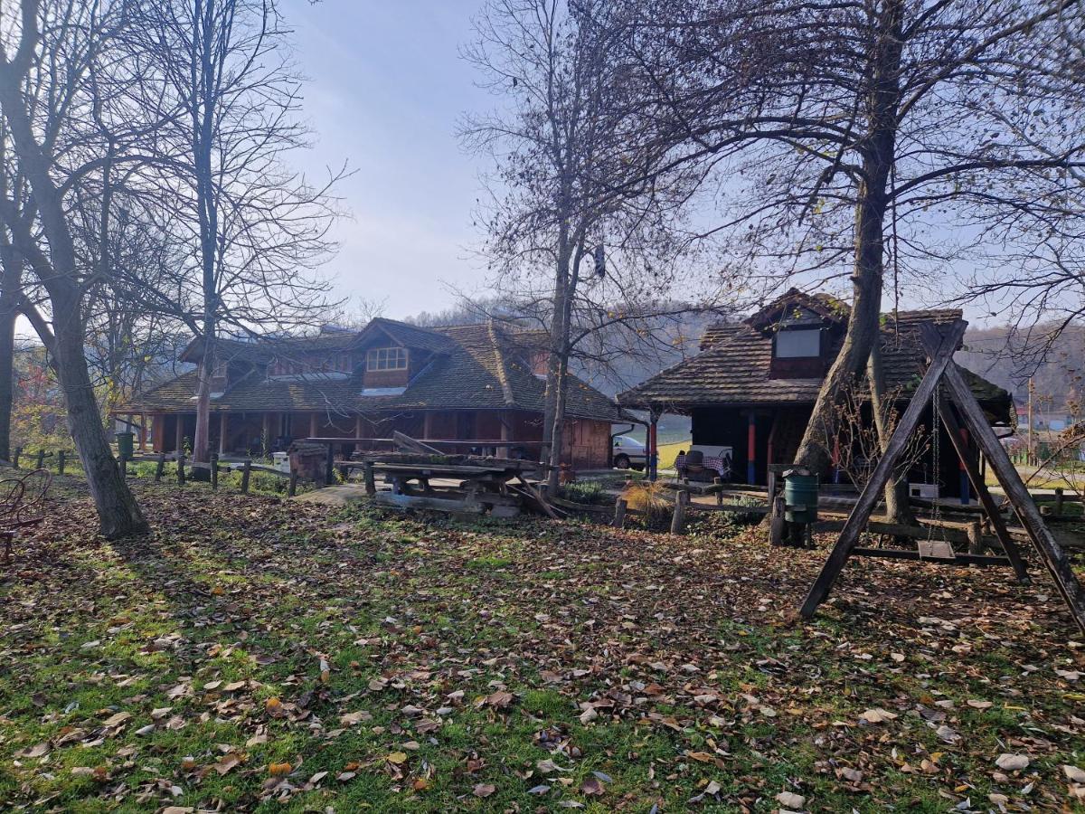 Kumova Vodenica Markova Crkva Exterior foto