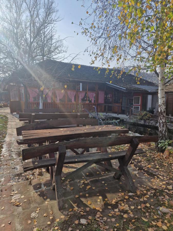 Kumova Vodenica Markova Crkva Exterior foto