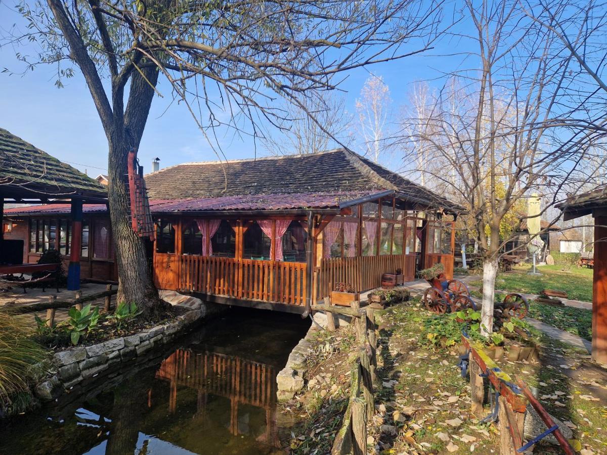 Kumova Vodenica Markova Crkva Exterior foto