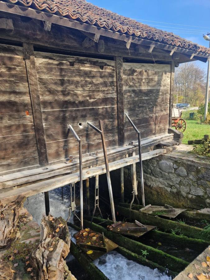 Kumova Vodenica Markova Crkva Exterior foto